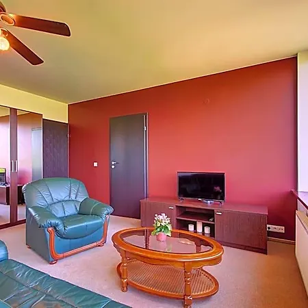 Aerohotel לינה וארוחת בוקר וילנה
