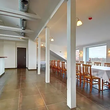 Aerohotel 3* וילנה