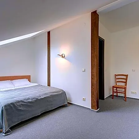 Aerohotel 3*