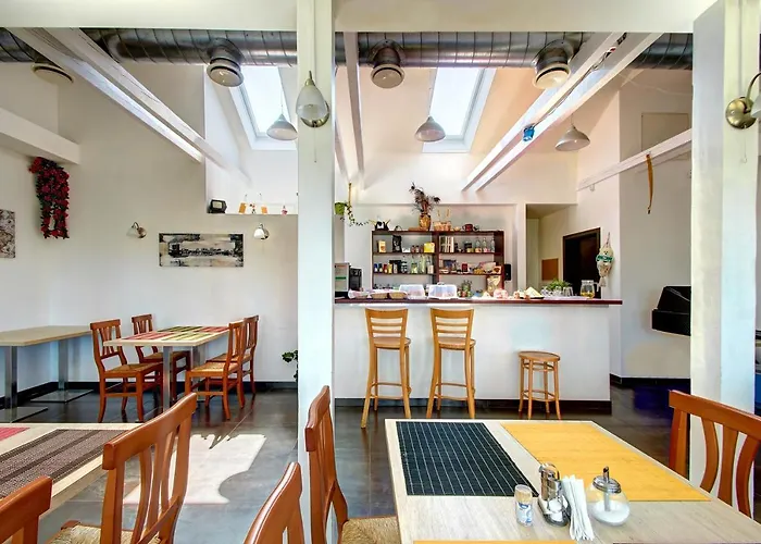 Aerohotel Bed & Breakfast