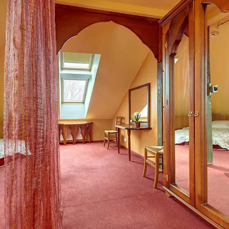 Aerohotel Couette-café 3*