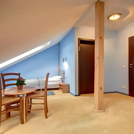 Aerohotel Bed & Breakfast *