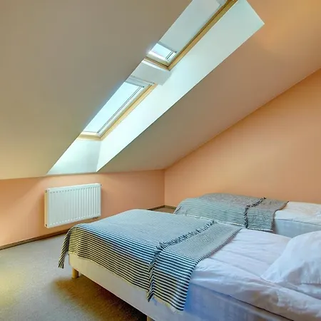 Aerohotel Bed & Breakfast *